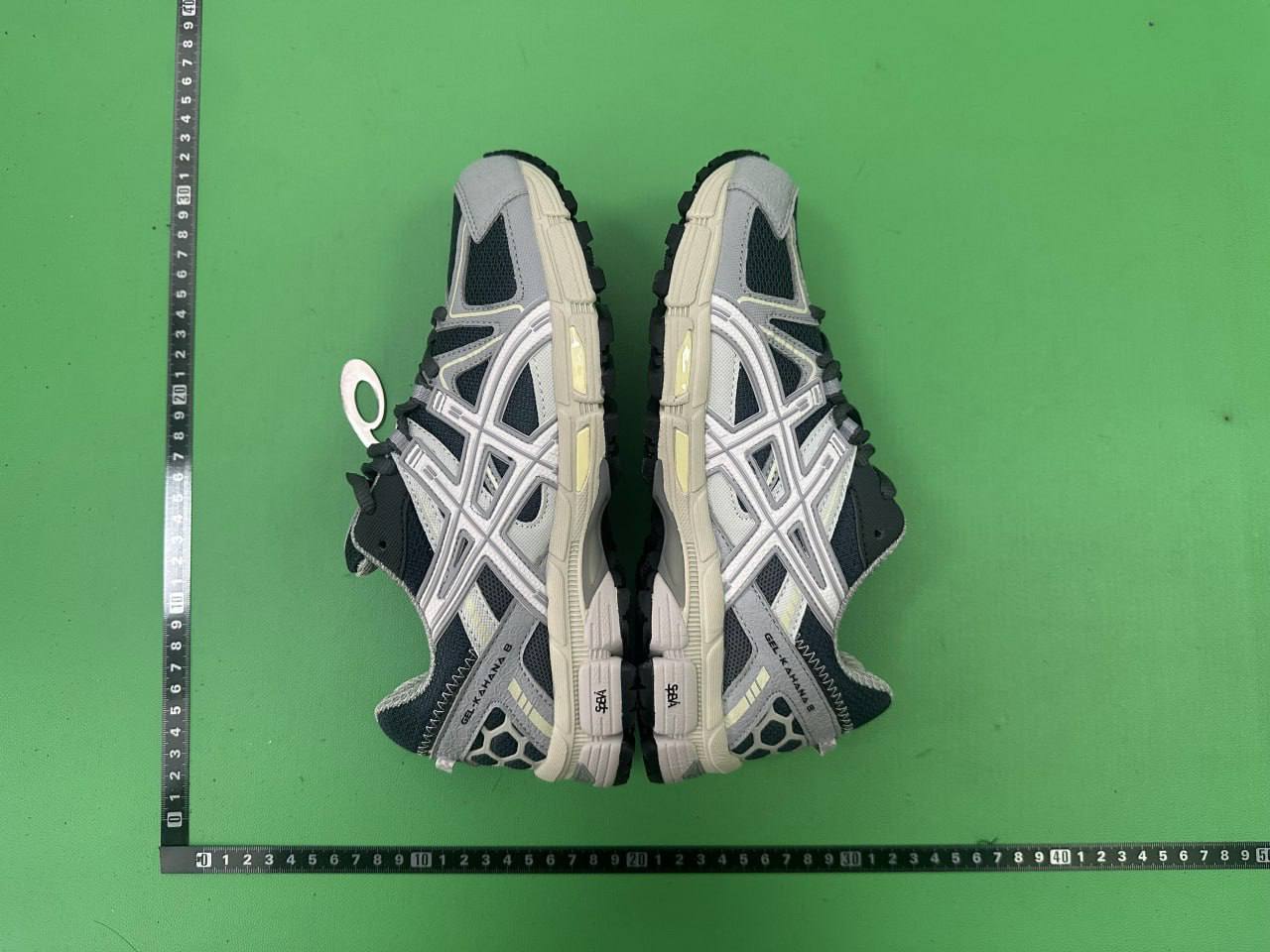 BF Batch  ASICS Gel-Kahana 8 -1