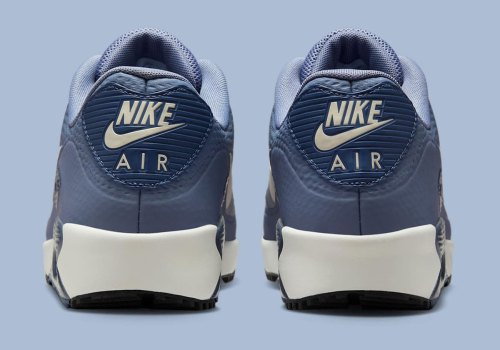 The Nike Air Max 90 Golf Preps For Tee Time In “Ashen Slate/Diffused Blue”(图4) The Nike Air Max 90 Golf Preps For Tee Time In “Ashen Slate/Diffused Blue”(图4)