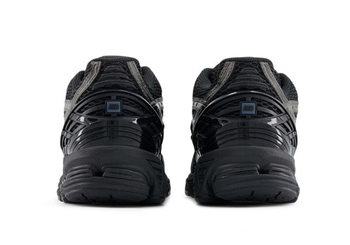 The New Balance 1906R Takes On A Hardy “Black/Blue”(图4) The New Balance 1906R Takes On A Hardy “Black/Blue”(图4)