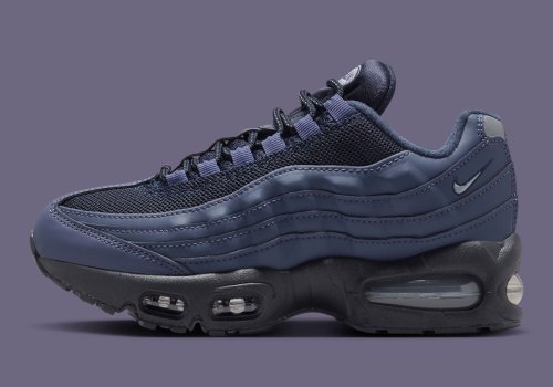 First Look At The Nike Air Max 95 OG “Sanded Purple”(图1) First Look At The Nike Air Max 95 OG “Sanded Purple”(图1)