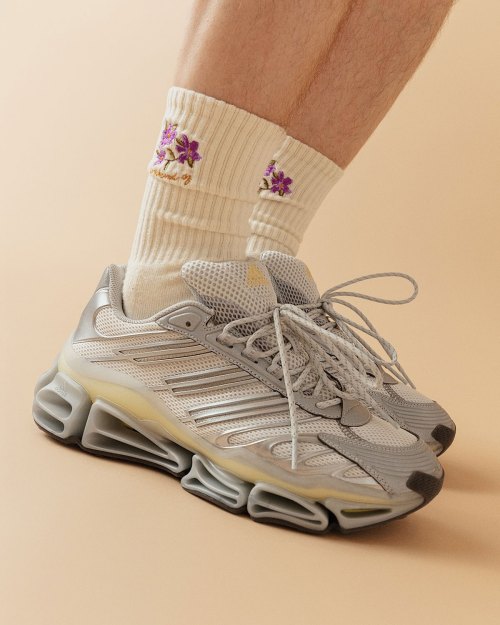 First Look At The adidas Mega X(图2) First Look At The adidas Mega X(图2)