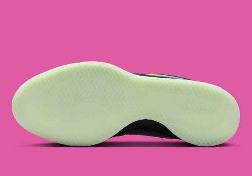 Nike Book 1 “Iridescent” Lands On July 1st(图7)