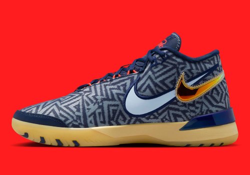 The Nike LeBron NXXT Genisus Approaches An “Olympics” Look(图1) The Nike LeBron NXXT Genisus Approaches An “Olympics” Look(图1)