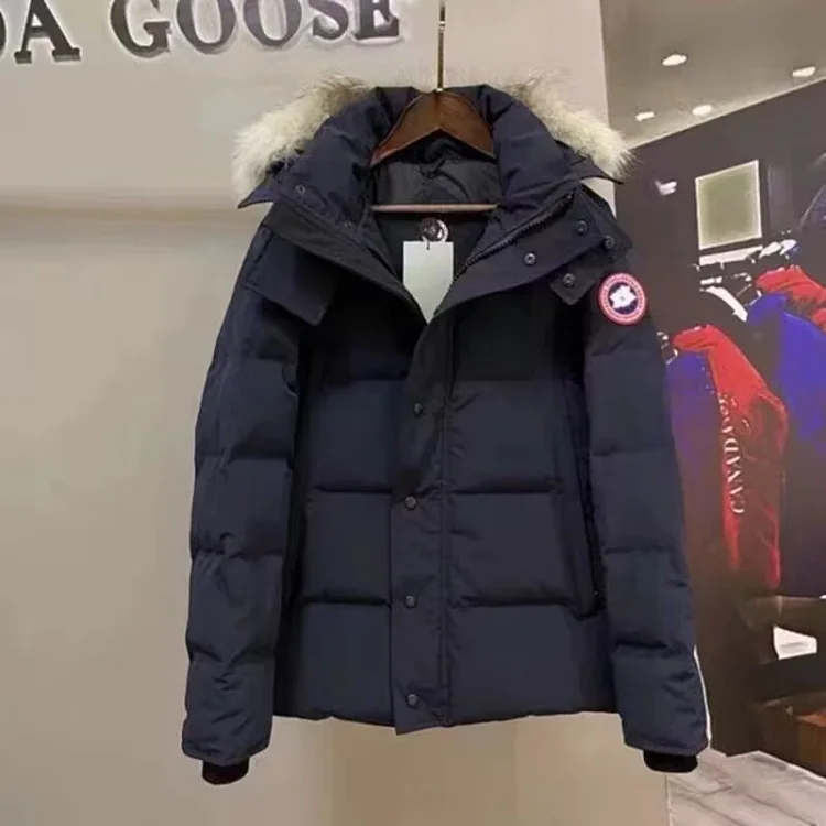 Canada Goose Blue Puffer Jacke